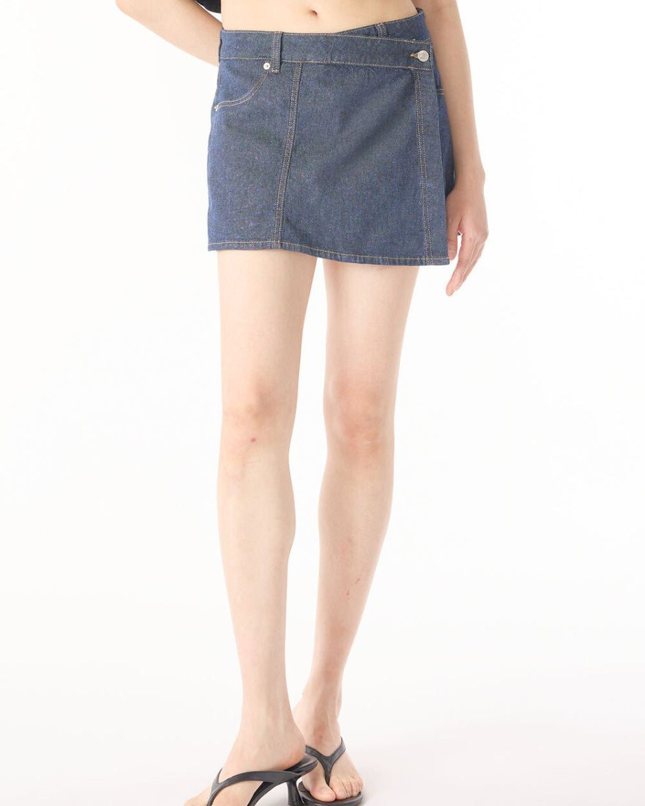 Lincoln Paris Elan Denim Co-ord set featuring a matching denim jacket and pants, styled on a mannequin.