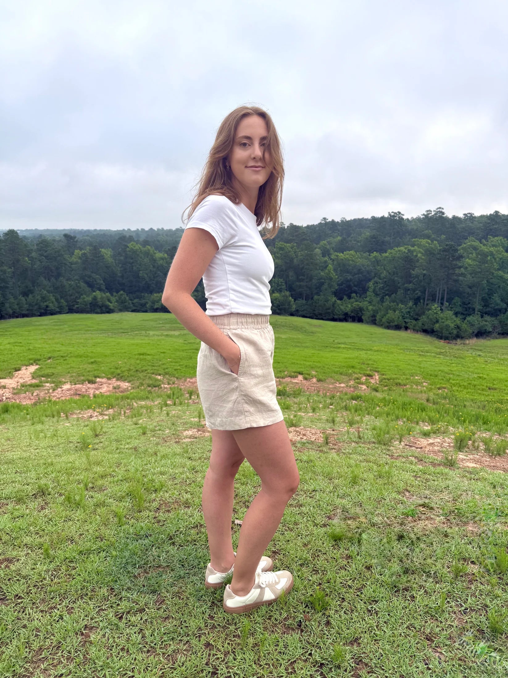 Lincoln Paris Desert Linen Shorts shown in beige, featuring a relaxed fit, lightweight fabric, and casual summer style.