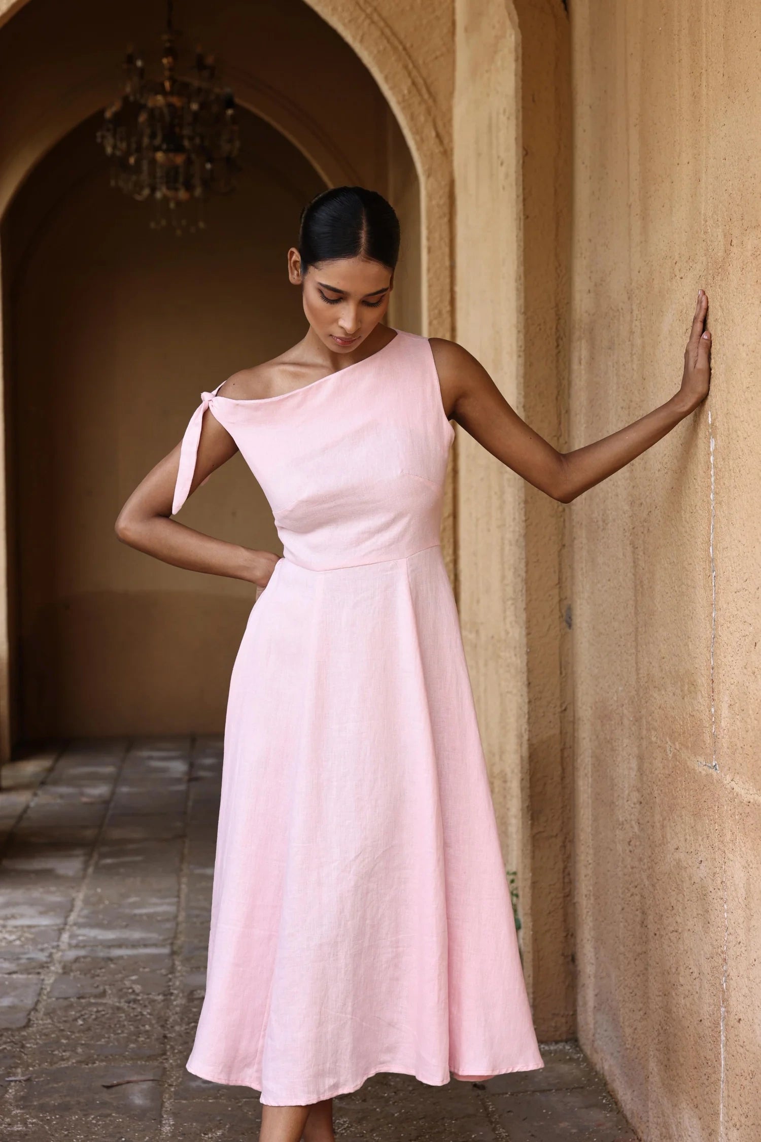 Lincoln Paris Rosewood cotton linen dress displayed on a mannequin, featuring a relaxed fit and natural fabric texture.
